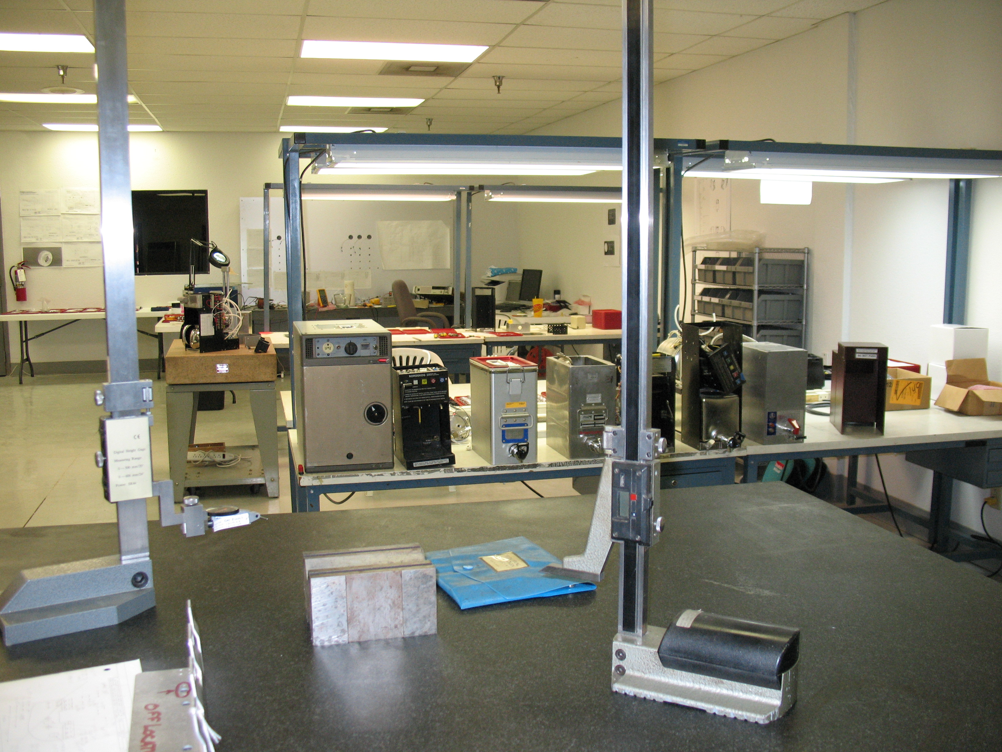 shop1.jpg